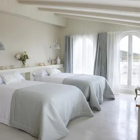 Brisa Del Mar Seafront Located In The Garraf National Park 30 Minutes From Barcelona Sant Pere De Ribes